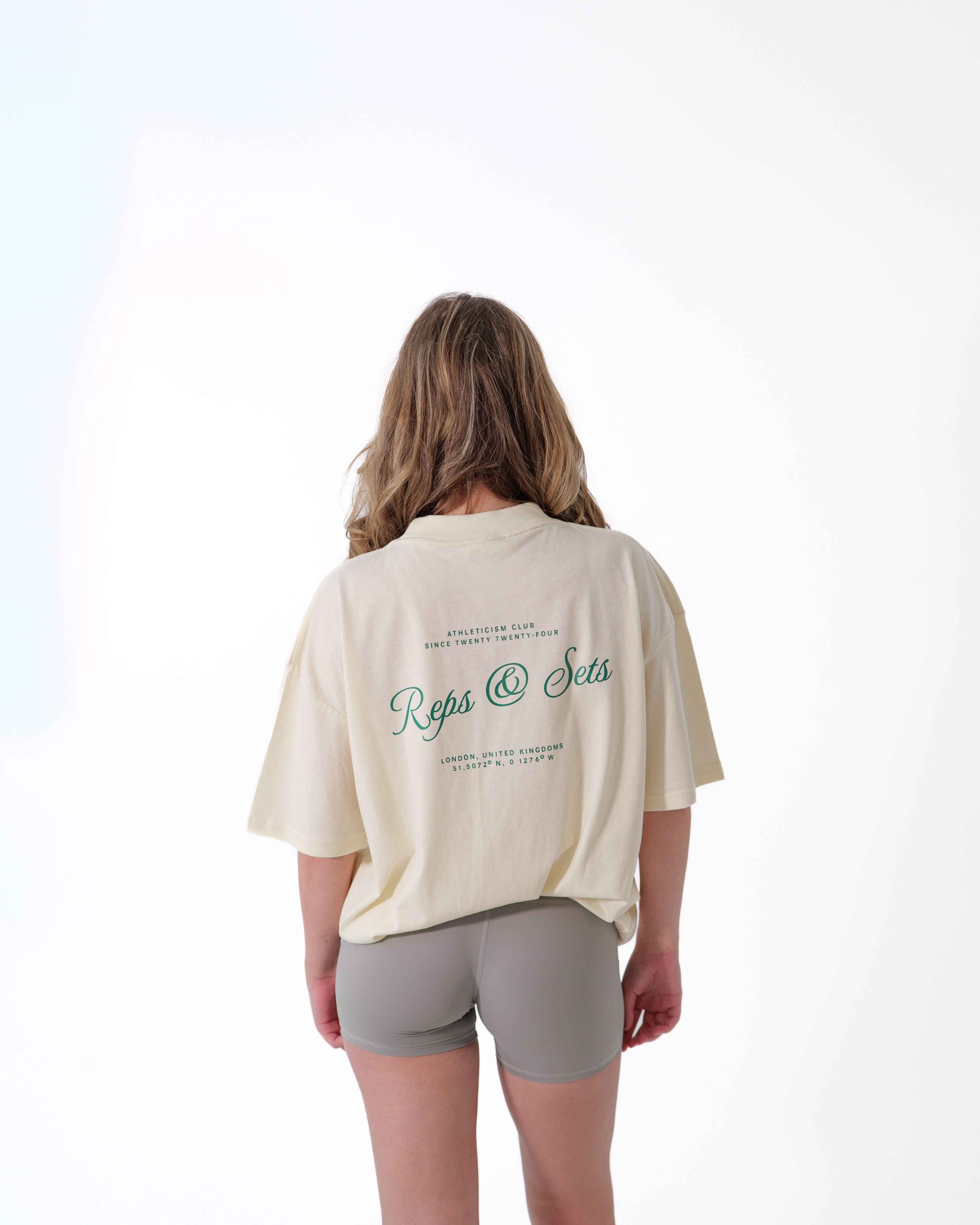 Everyday Oversized T-Shirt Beige – Unisex Casual Streetwear Tee