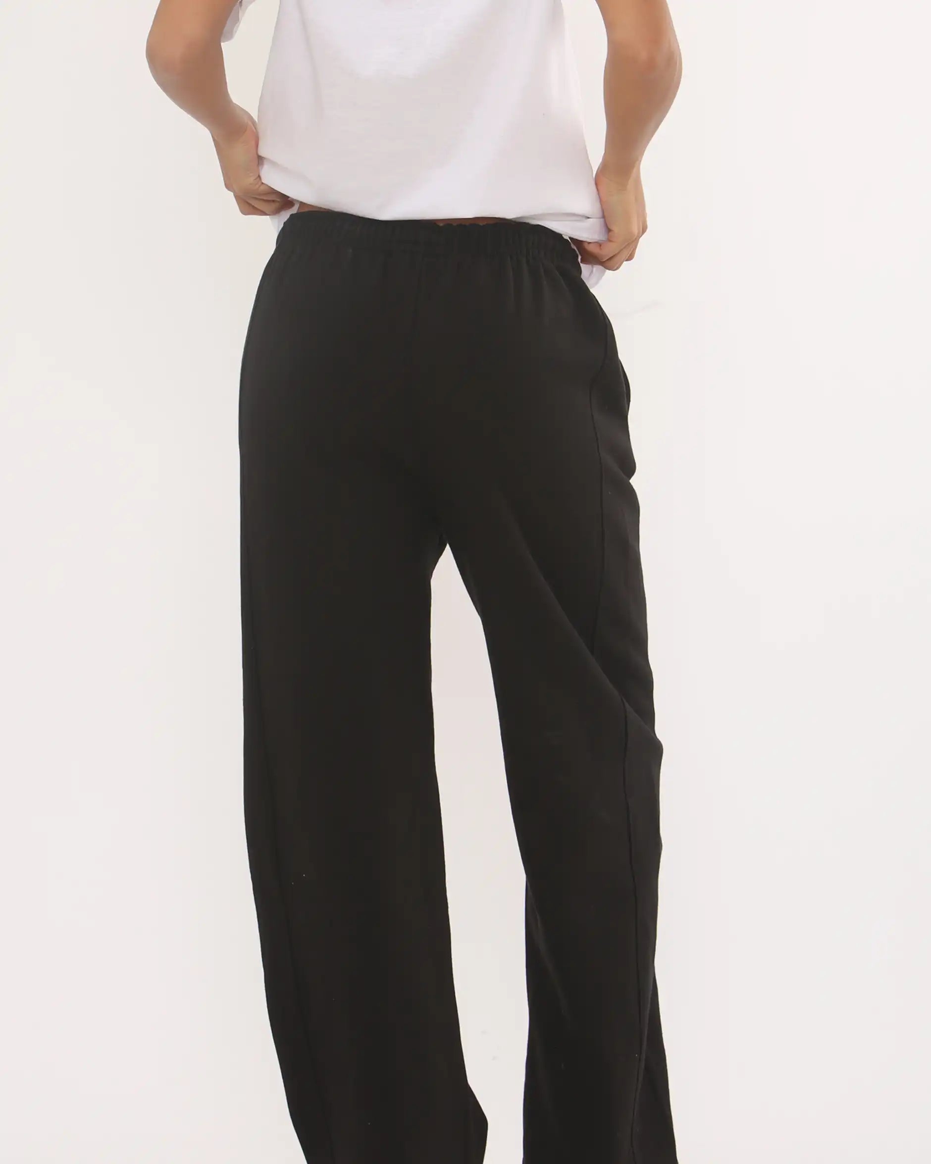 The Essential Straight Leg Trouser - Women’s Black