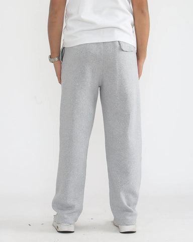 The Essential Straight Leg Trouser - Men's (Grey)